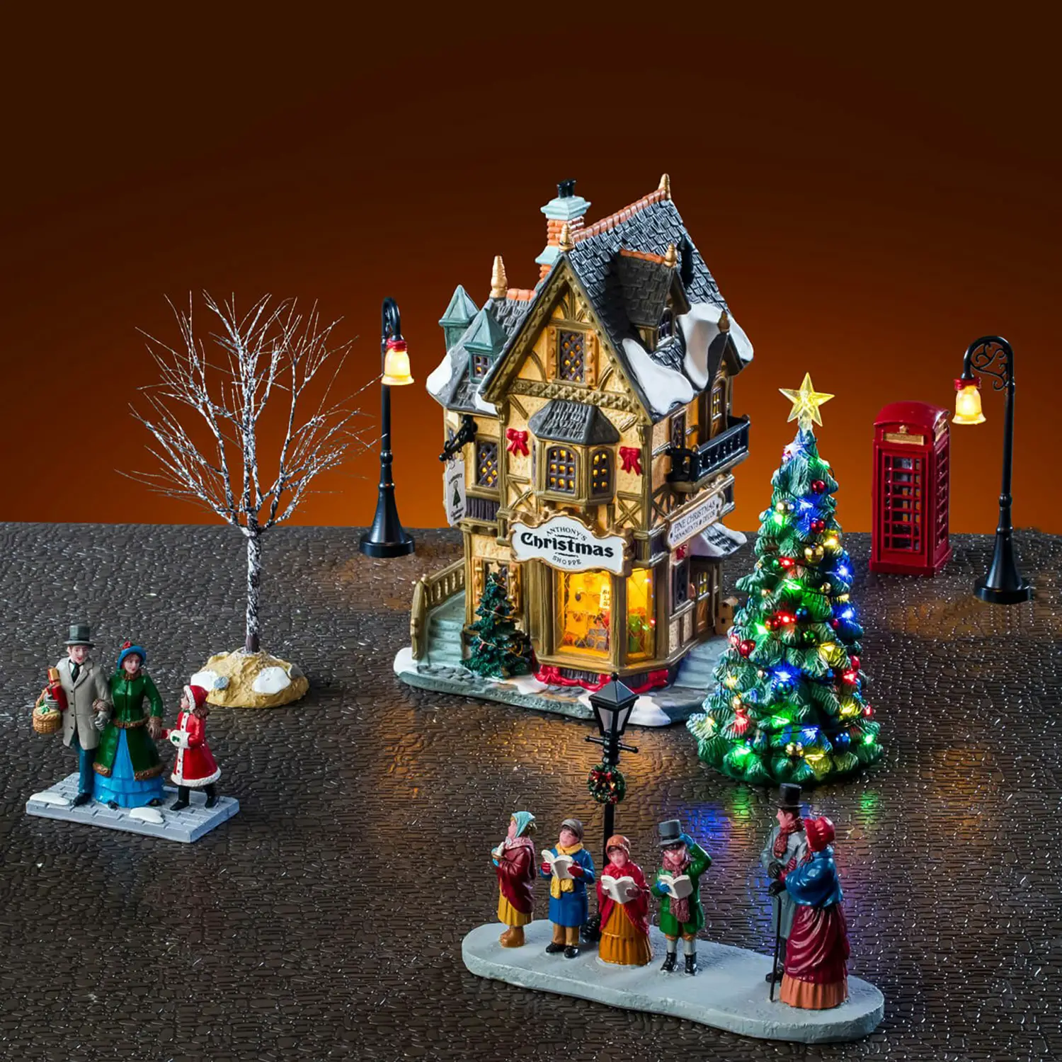 Lemax Tannenbaum Christmas Shoppe Set 56678 – Set Negozio di Natale Luminoso Caddington Village - scene e villaggi